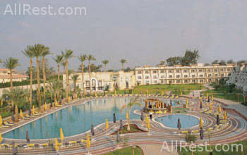 Cataract Pyramids Resort 3
